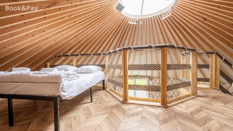 Camping De La Seine Jumieges Bagian luar foto