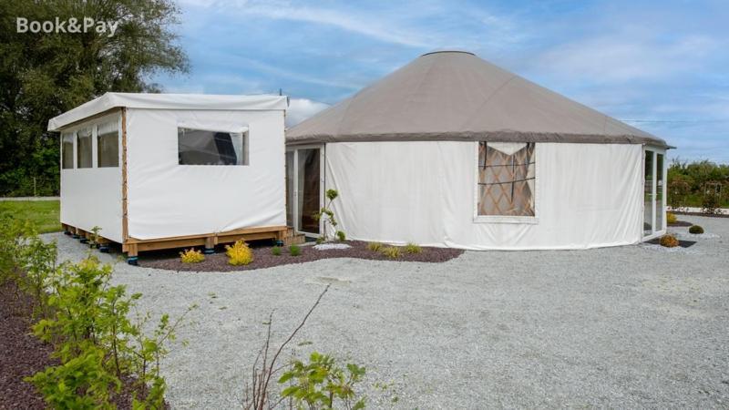 Camping De La Seine Jumieges Bagian luar foto